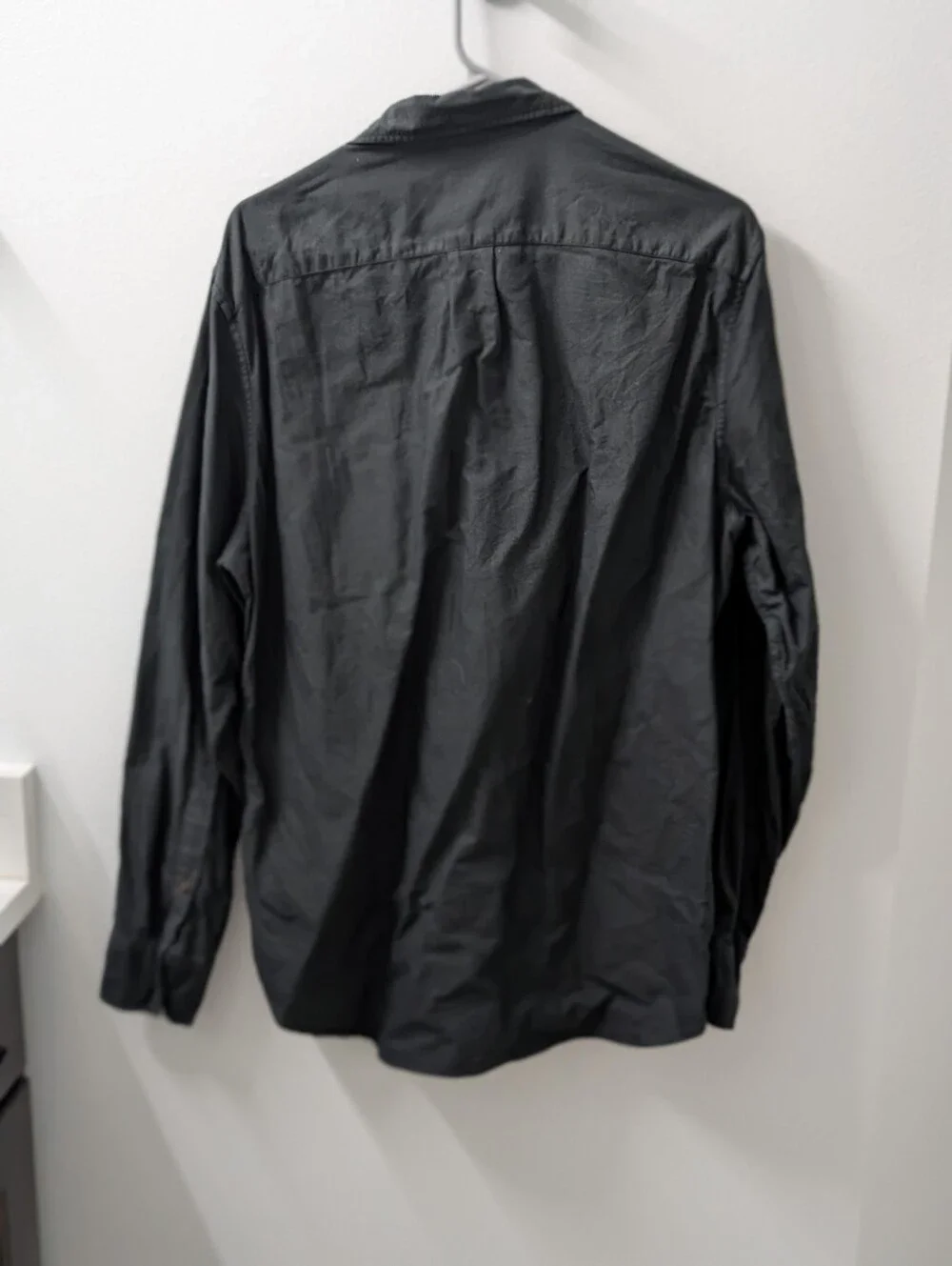 J. Crew Men's Black Long-Sleeve Button-Down Shirt